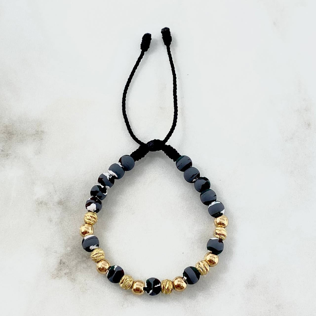 Pulsera Negra Camuflado Grisaseo 2.35gr / 5mm Bolas Lisas Satinadas 12 und Oro Amarillo ©