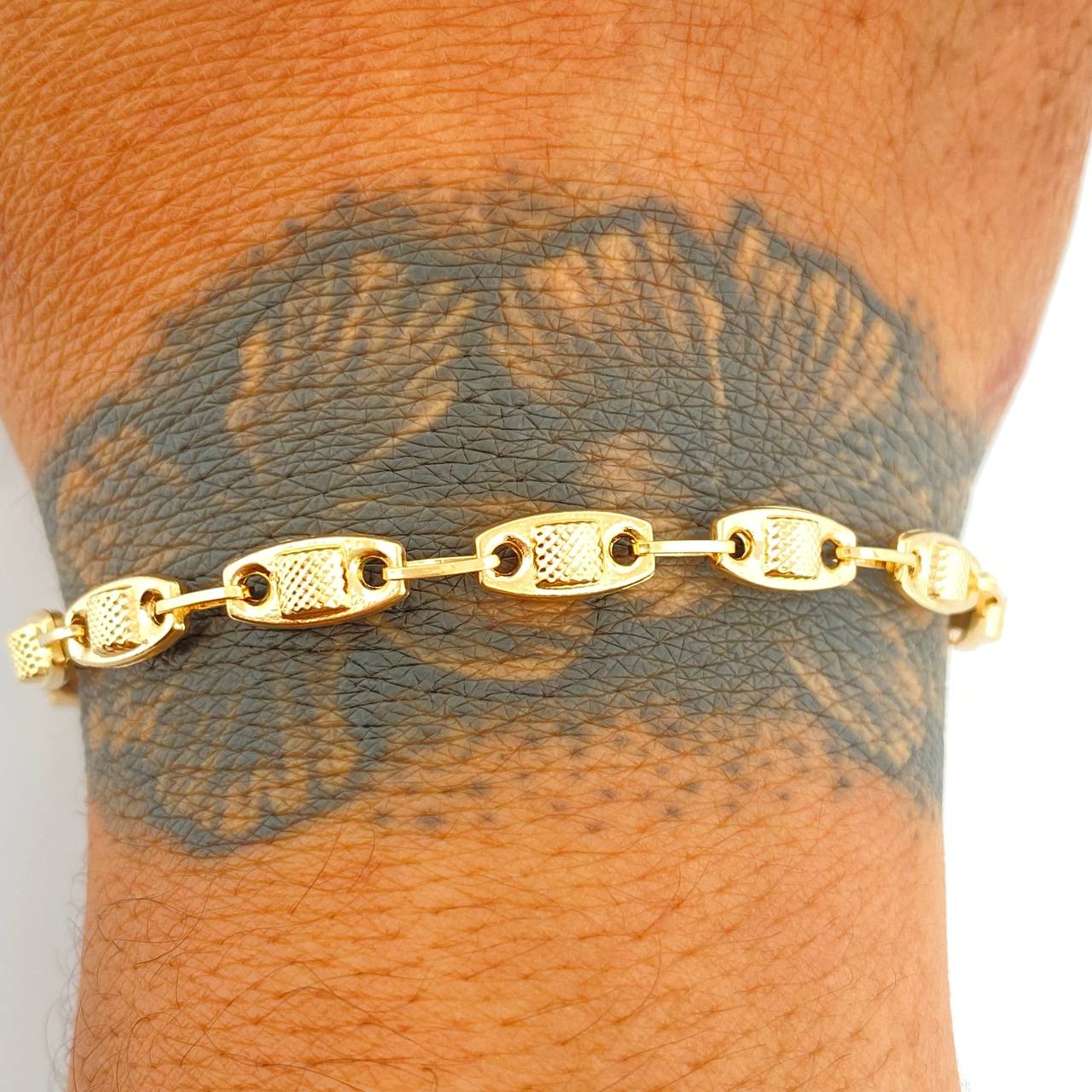 Pulso Rustico 4.85gr / 20.5cm / 4.75mm Oro Amarillo 18K $