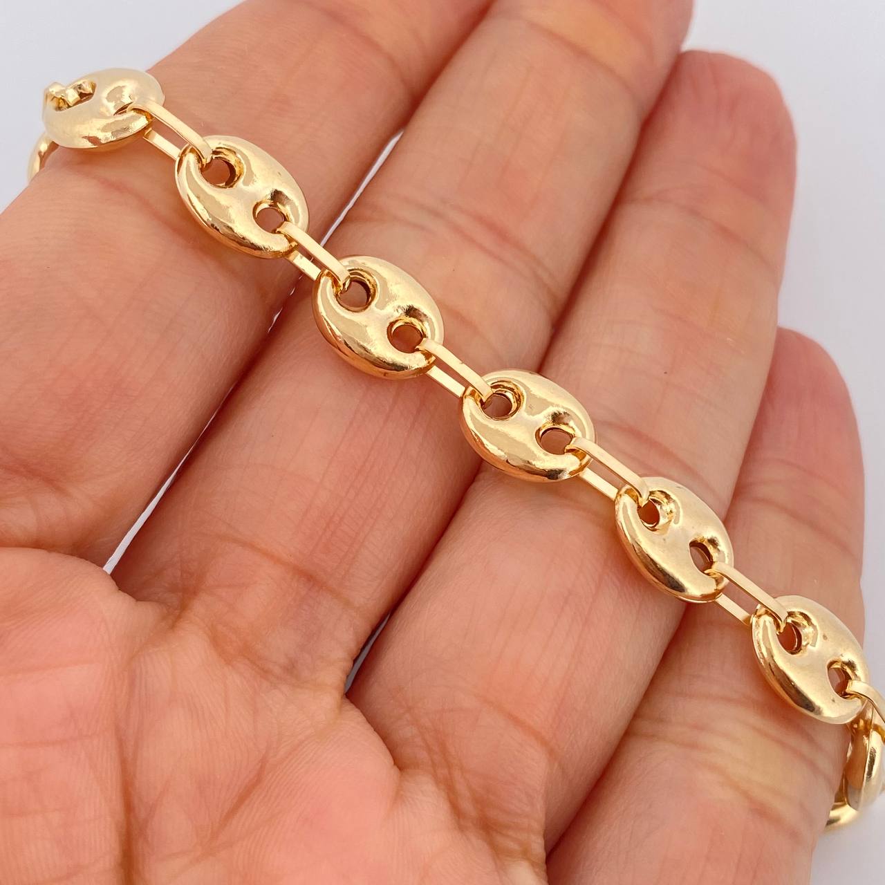 Pulso Gc 8.1gr / 20.8cm / 8.15mm Oro Amarillo 18K $