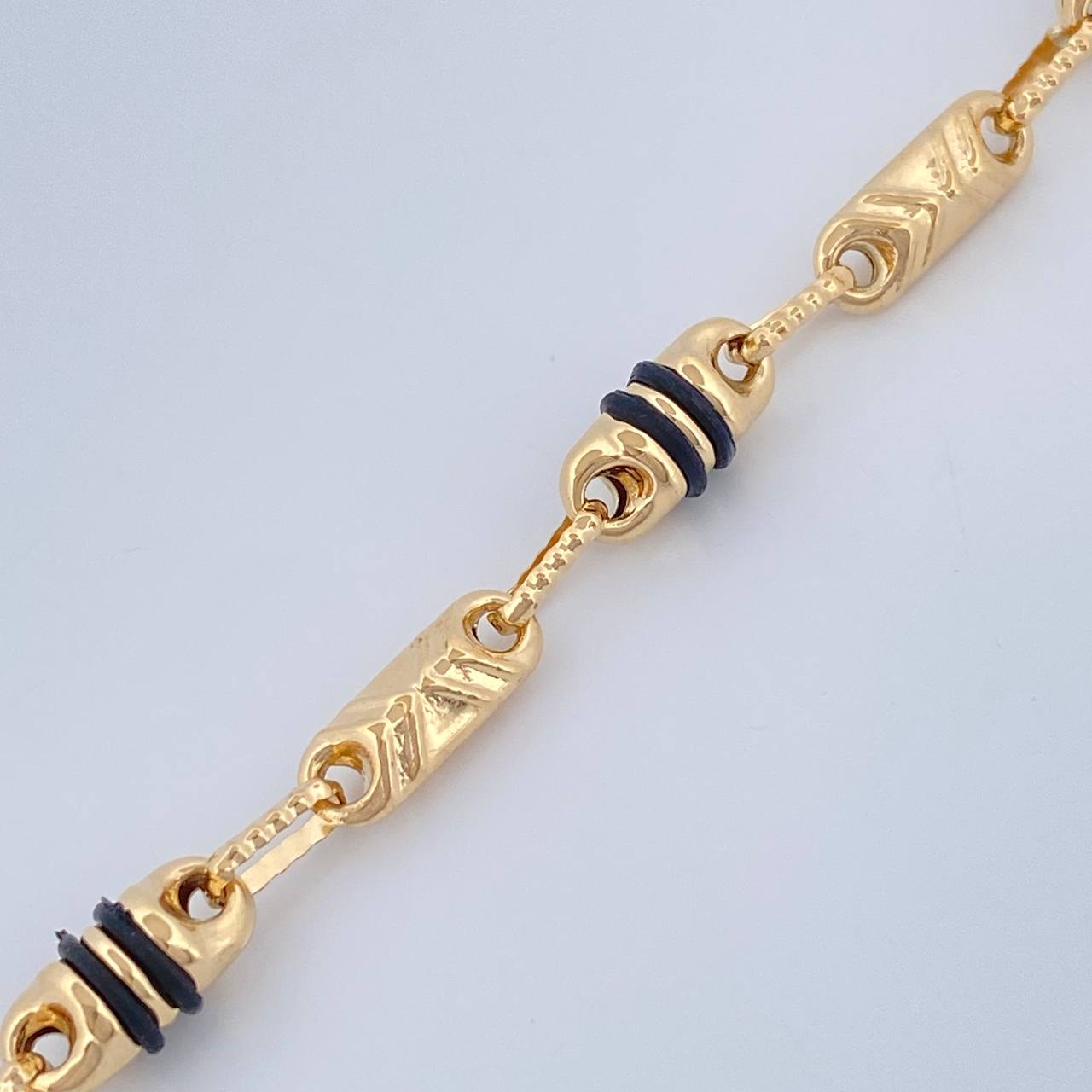 Pulso Rustica Tribal 4.45gr / 19.5cm / 4.7mm Oro Amarillo 18K $