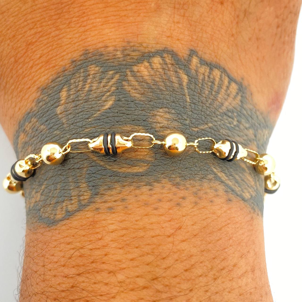 Pulso Rustica Barril Tipo Militar 4.35gr / 20.8cm / 5mm Oro Amarillo 18K $