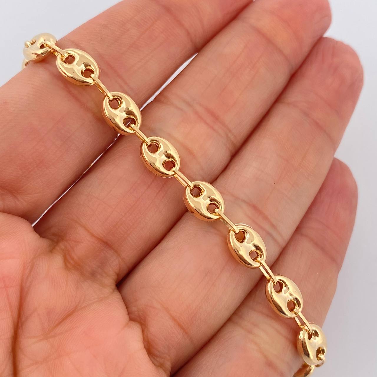 Pulso Gc 5.05gr / 19.8cm / 5.9mm Oro Amarillo 18K $