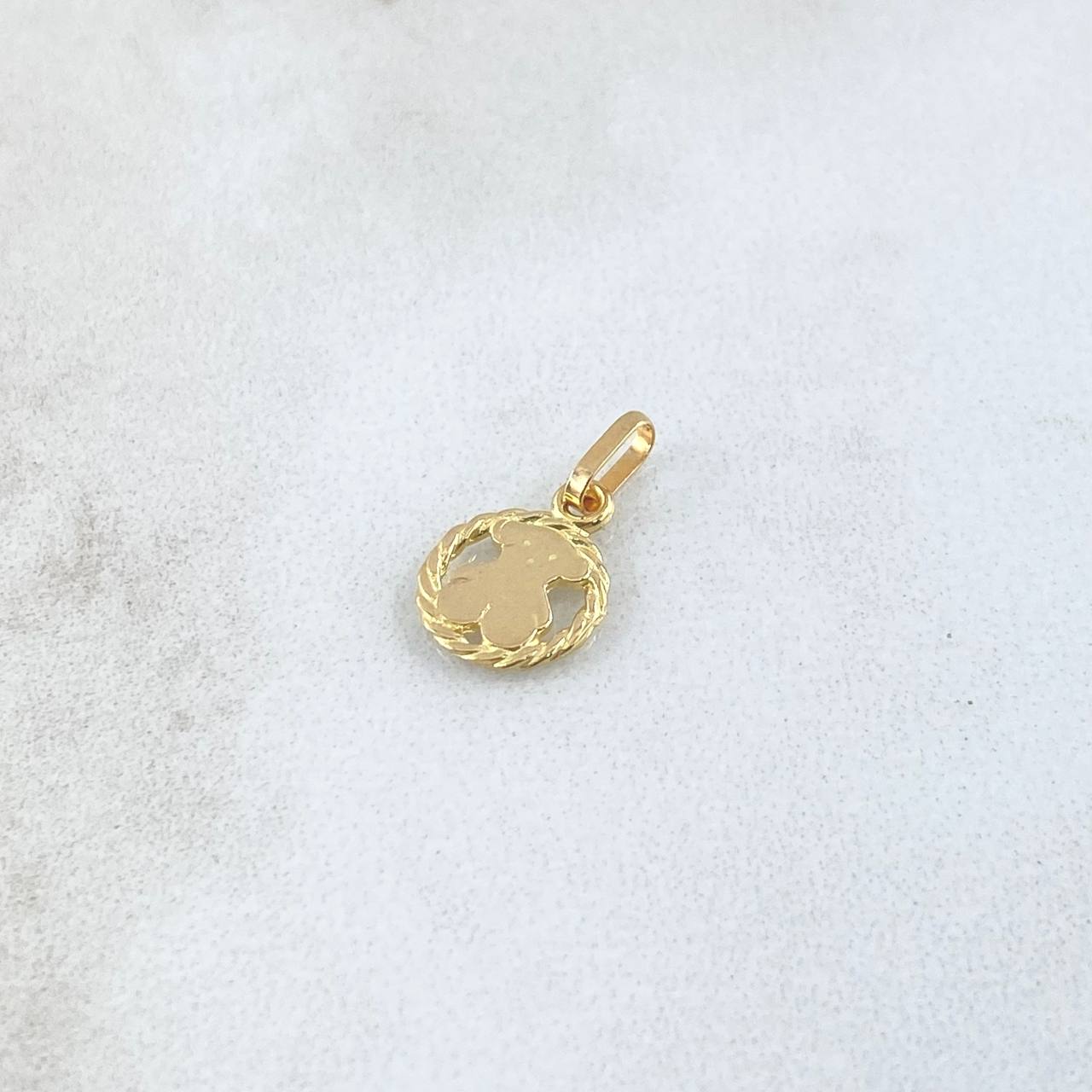 Dije Oso TS En Aro Trenzado 0.55gr / 1.4cm / Oro Amarillo 18K