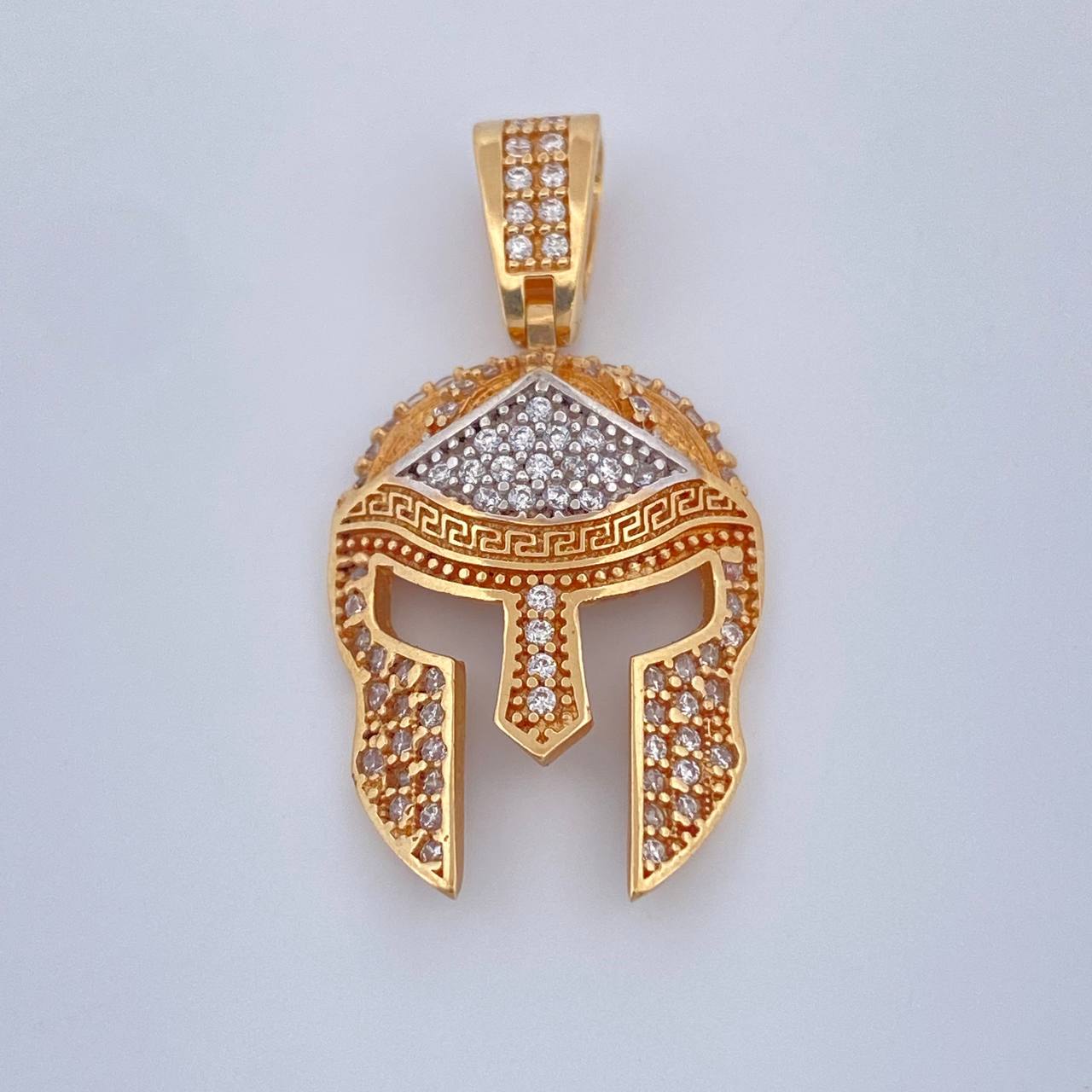 Dije Gladiador 3.5gr / 3.1cm / Dos Oros Amarillo Blanco 18K &