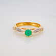 Anillo Solitario Puente Esmeraldas 27 Pts Diamantes 08 Pts 2.25 g / T5 1/2 Dos Oros Amarillo Blanco 18K
