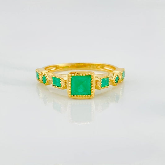 Anillo Figuras Esmeraldas 69 Pts 2.7 g / T6 Dos Oros Amarillo Blanco 18K
