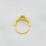 Anillo Figuras Esmeraldas 69 Pts 2.7 g / T6 Dos Oros Amarillo Blanco 18K
