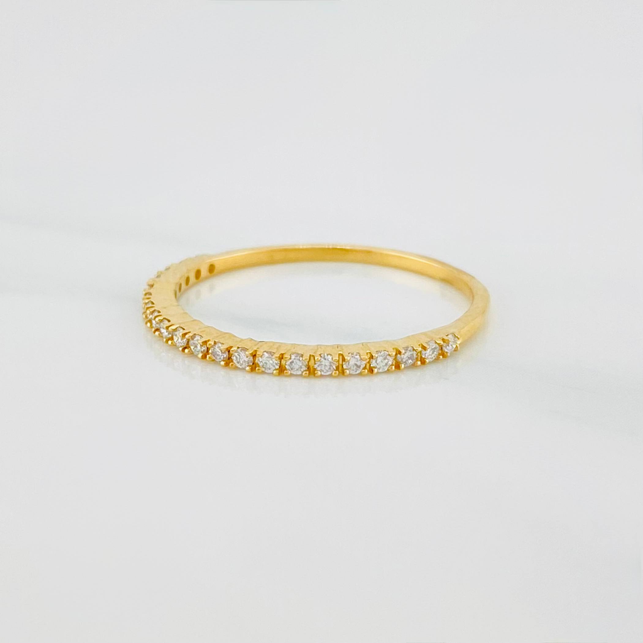 Anillo Churumbela Diamantes 1.05 g / T7 Oro Amarillo 18K