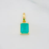 Dije Cuadrado Esmeralda 1.15 g / 1.6 cm Oro Amarillo 18K
