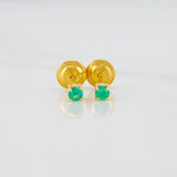 Topos Cuatro Garras Esmeraldas 08 pts 0.6 g / 2.1 mm Oro Amarillo 18K