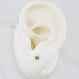 Topos Cuatro Garras Esmeraldas 10 Pts 0.6 g / 2.4 mm Oro Amarillo 18K