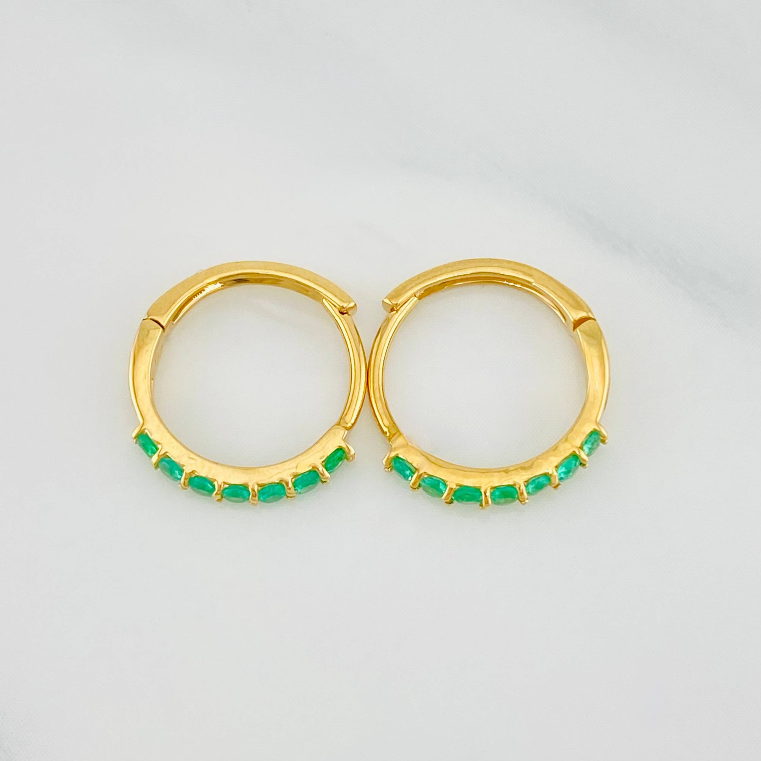 Candongas Aro Esmeraldas 1.25 g / 1.1 cm Oro Amarillo 18K