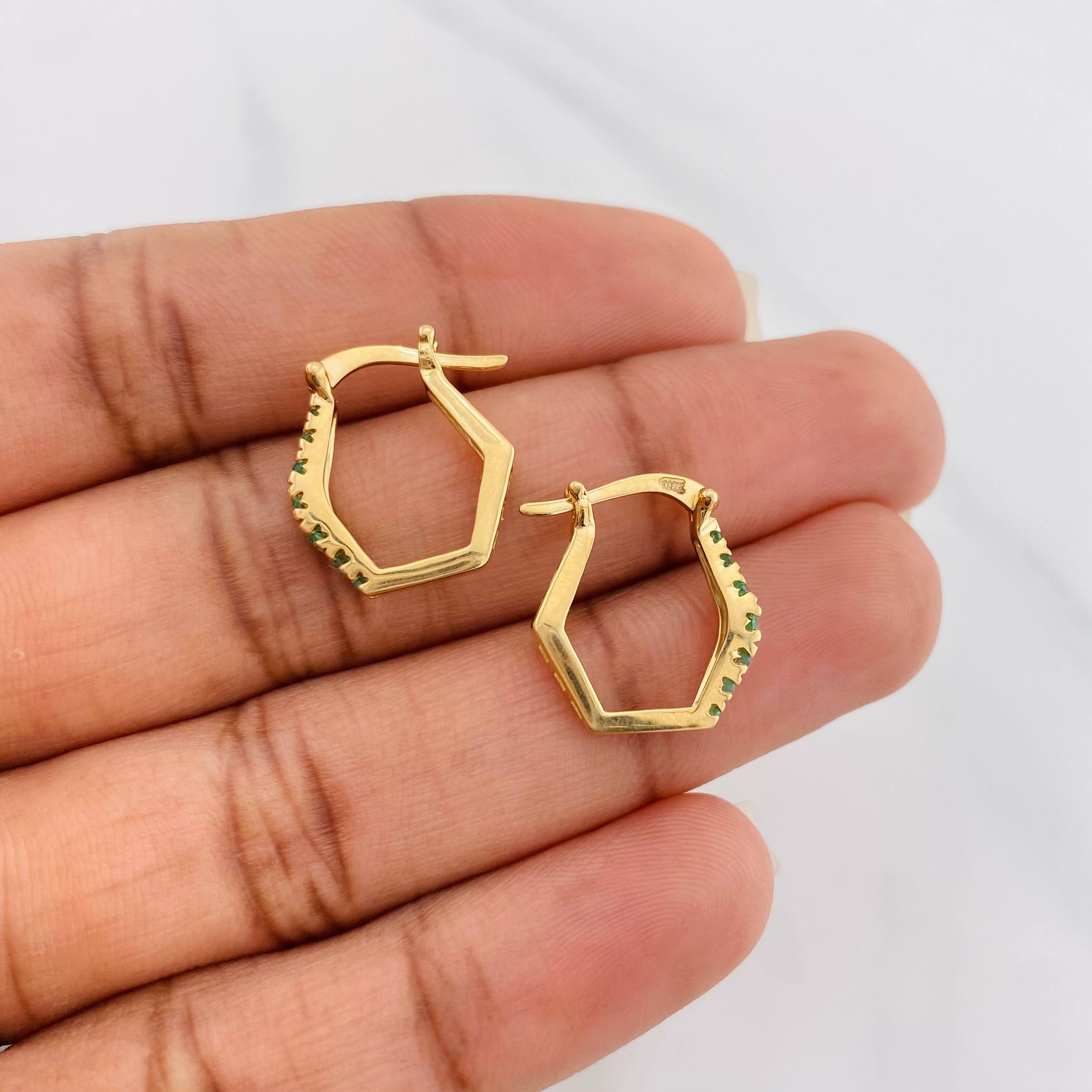 Candongas Hexagonal Esmeraldas 36 Pts 3.1 g / 1.6 cm Oro Amarillo 18K