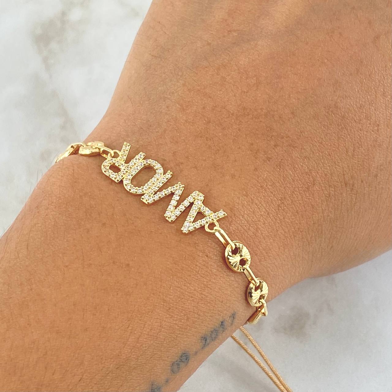 Pulsera Beige Herraje Amor 2.5gr / 6mm GC Diamantados - Circones Blancos Oro Amarillo 18K ©