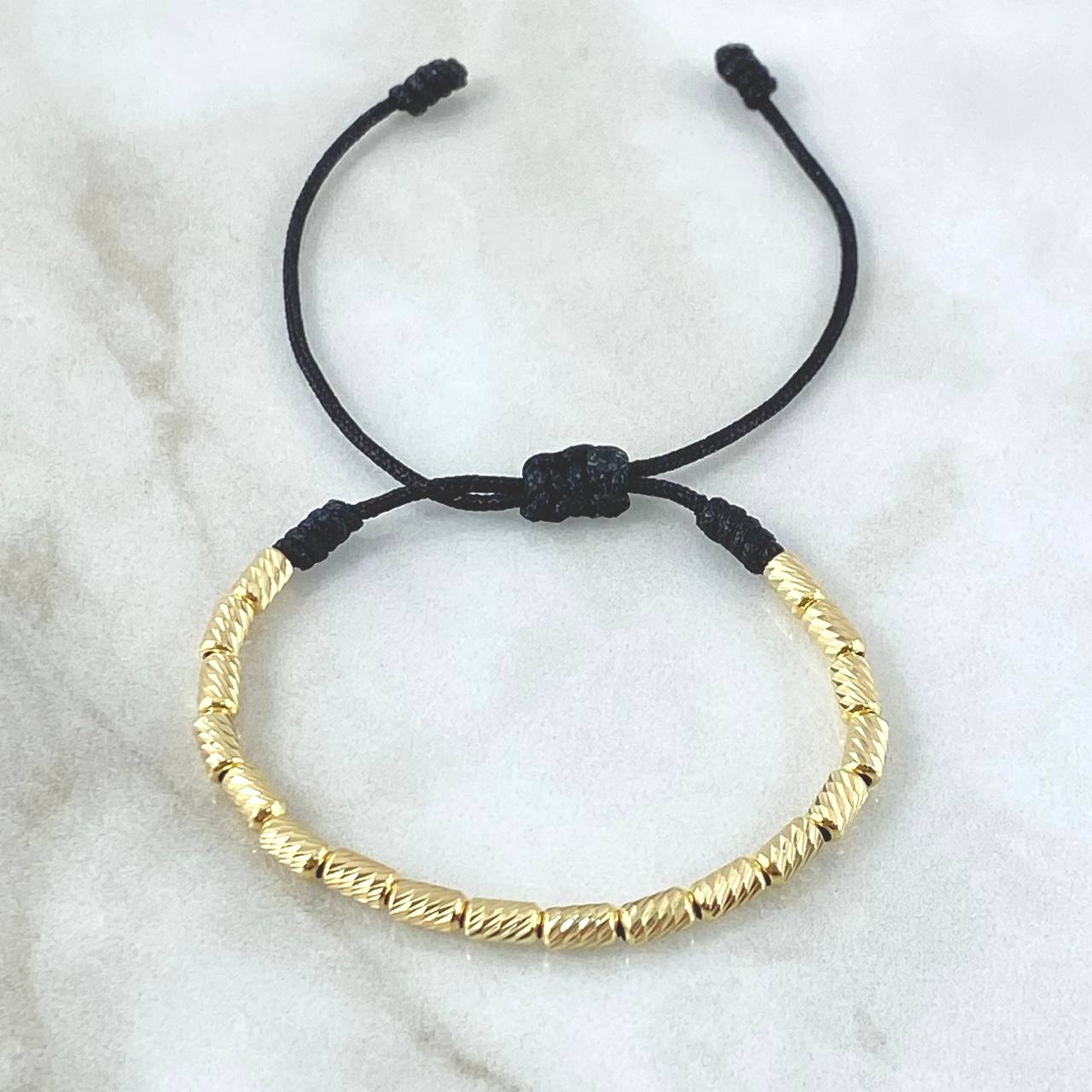 Pulsera Negra Cilindro 1.95gr / 3mm Diamantados 18und Oro Amarillo 18K ©