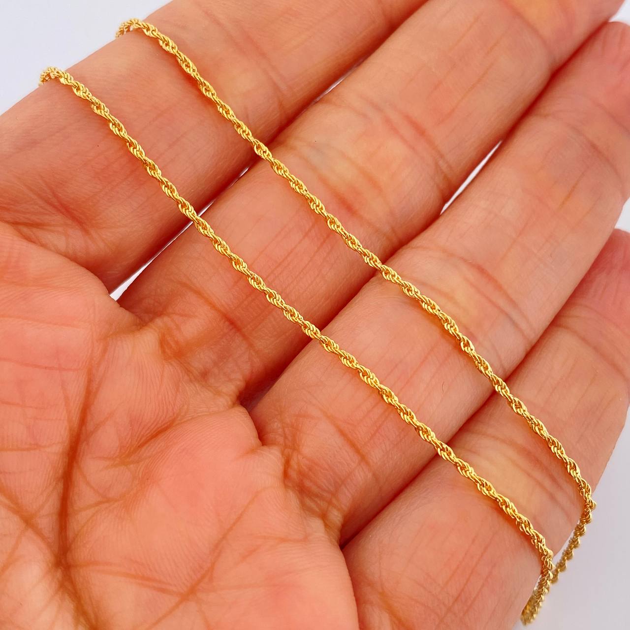 Set Cadena y Dije Lazo + Virgen De Guadalupe 1.1gr / 40cm / Oro Amarillo 18K (Oferta) $