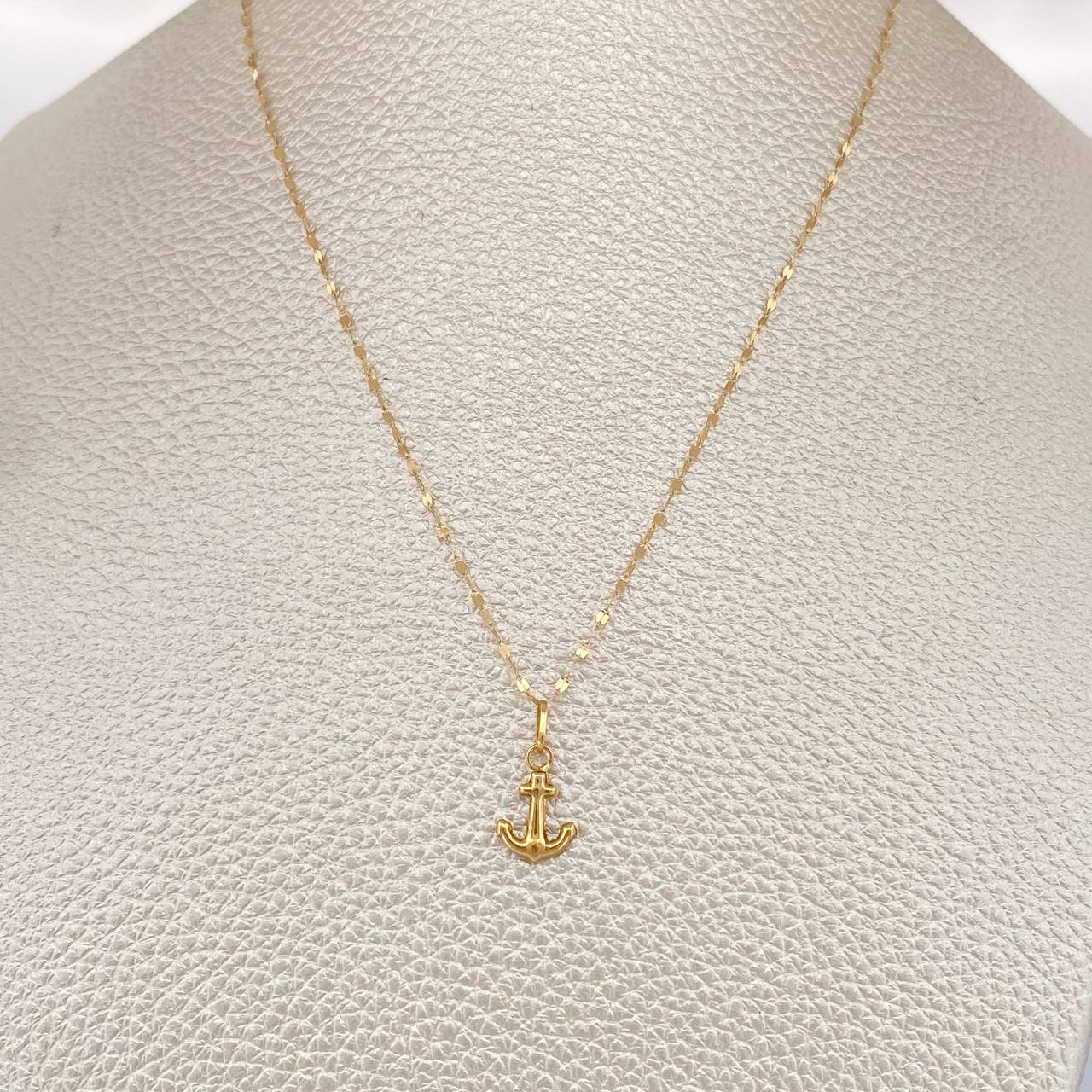 Set Cadena y Dije Flor Espejo + Ancla 0.6gr / 45cm / Oro Amarillo 18K $