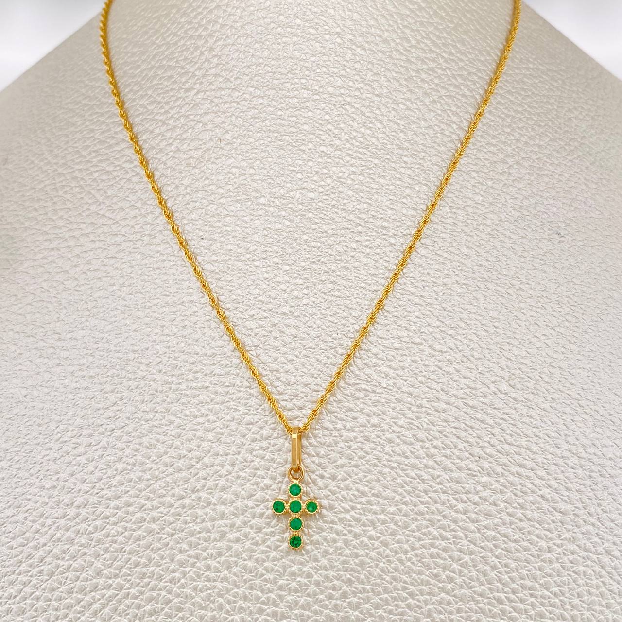 Set Cadena y Dije Lazo + Cruz 1.55gr / 45.5cm / Oro Amarillo 18K (Oferta) $
