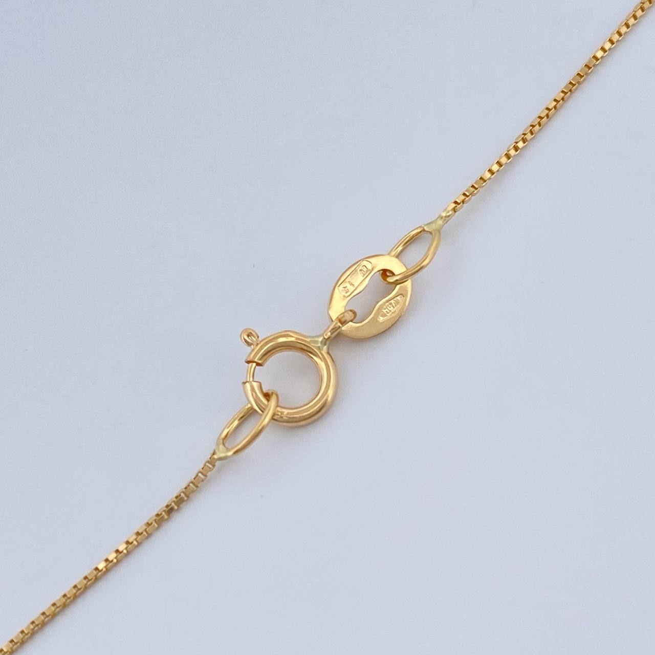 Set Cadena y Dije Veneciana + Virgen De Auxiliadora 1.35gr / 45.5cm / Oro Amarillo 18K (Oferta) $