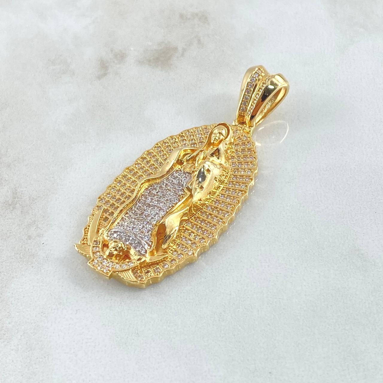 Dije Virgen Guadalupe Silueta 16.8gr / 5.5cm / Circones Blancos Dos Oros Amarillo Blanco 18K ©