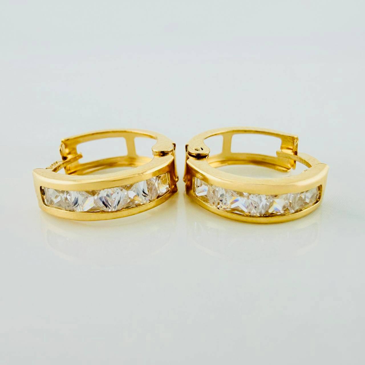 Candongas Carril 1.7gr / 1.3cm / Oro Amarillo 18K