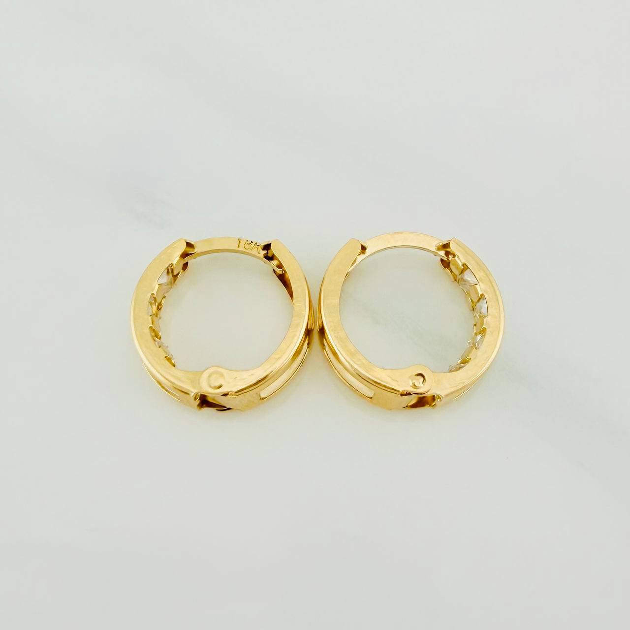 Candongas Carril 1.7gr / 1.3cm / Oro Amarillo 18K