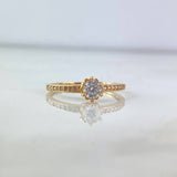 Anillo Solitario Churumbela Flor 1.9gr / T7 3/4 / Circones Blancos Oro Amarillo
