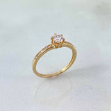 Anillo Solitario Churumbela Flor 1.9gr / T7 3/4 / Circones Blancos Oro Amarillo