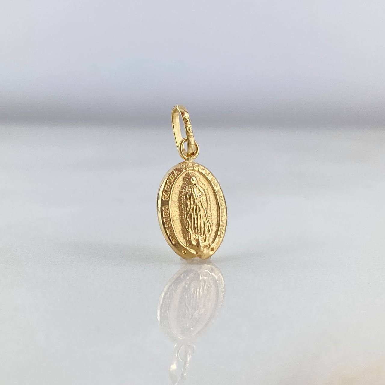 Dije Virgen de Guadalupe 0.5gr / 2cm / Oro Amarillo ©
