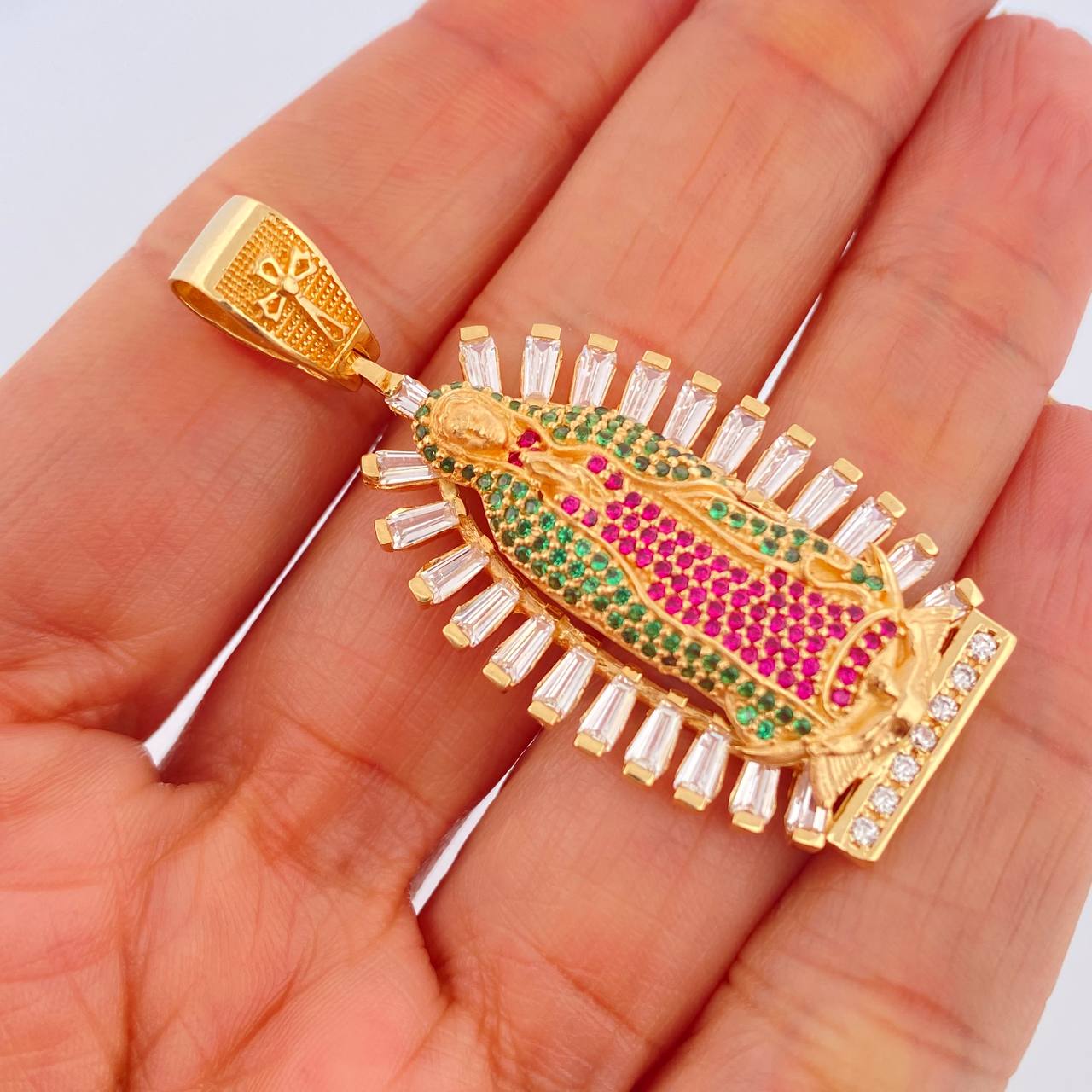 Dije Virgen De Guadalupe 11.2gr / 5.1cm / Oro Amarillo 18K $