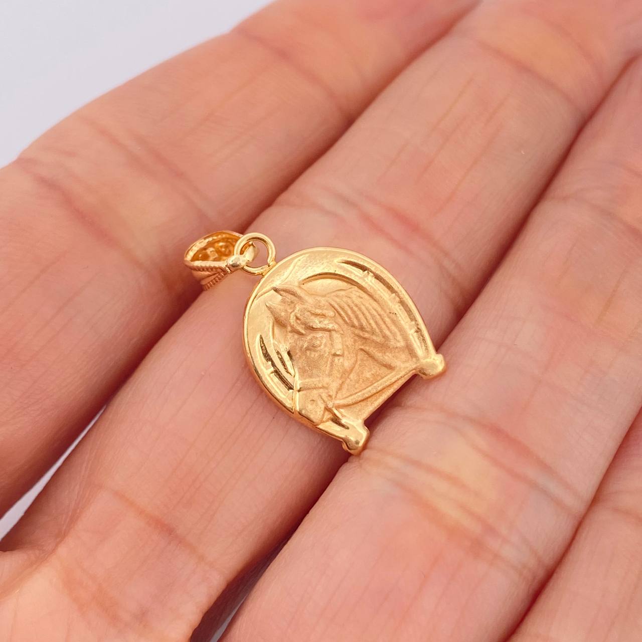 Dije Herradura Caballo 1.1gr / 2.5cm / Dos Oros Amarillo Rosa 18K $