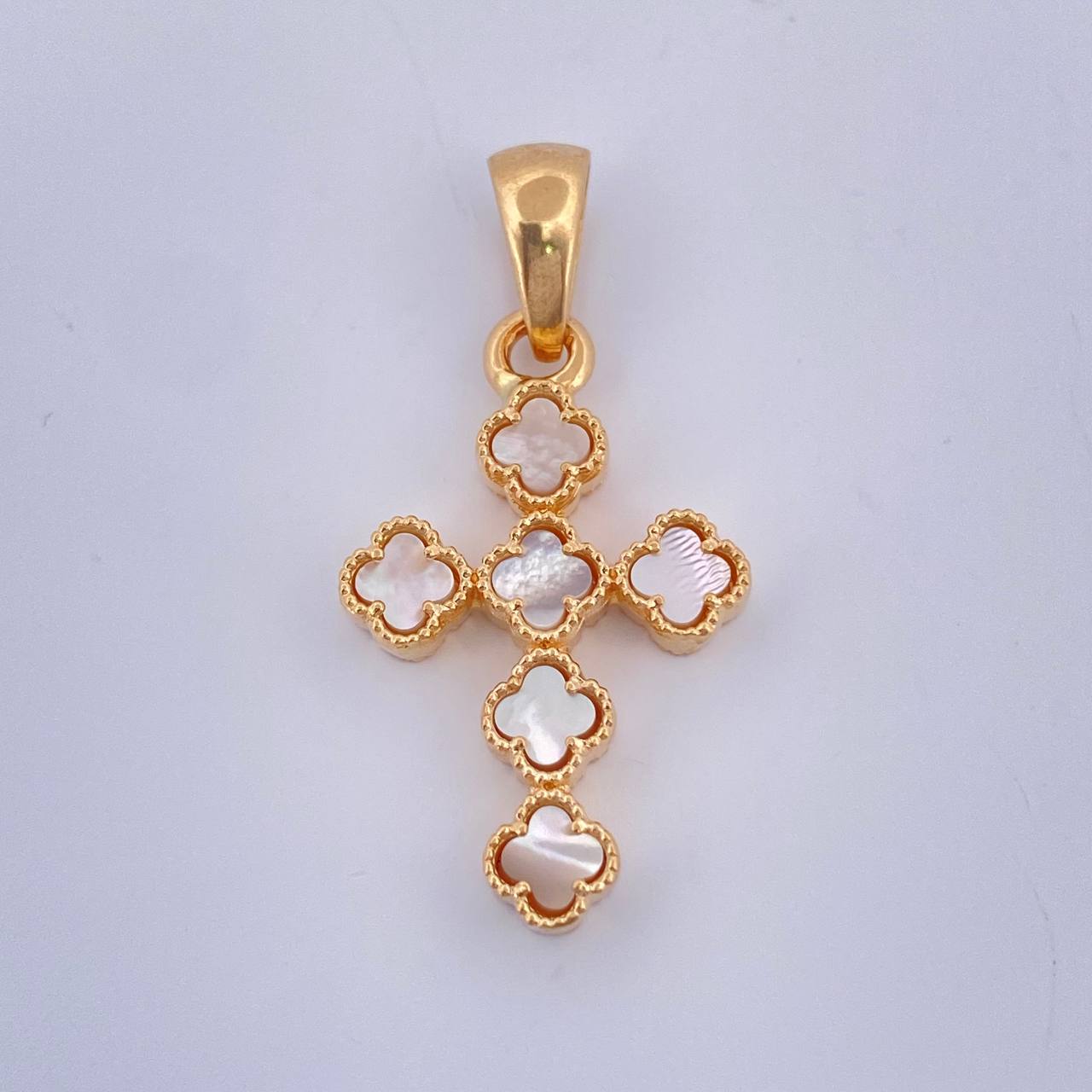 Dije Cruz Trebol 3.3gr / 3.3cm / Oro Amarillo Nac.Esp. 18K $