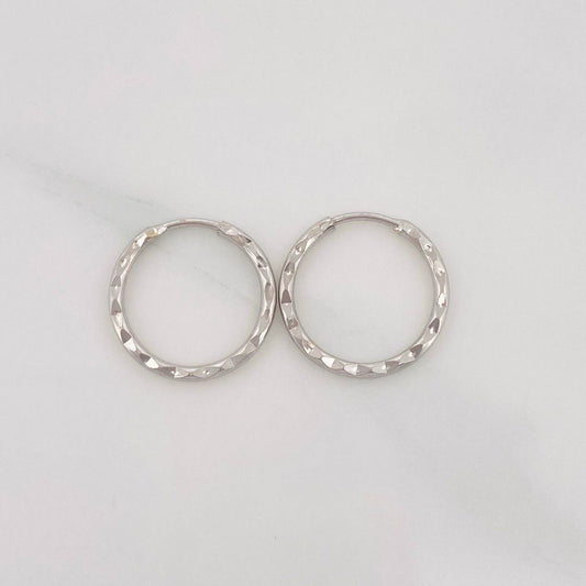 Candongas Aro Rayado 0.6g / 1.3cm Oro Blanco 18K