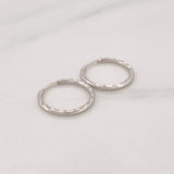 Candongas Aro Rayado 0.6g / 1.3cm Oro Blanco 18K
