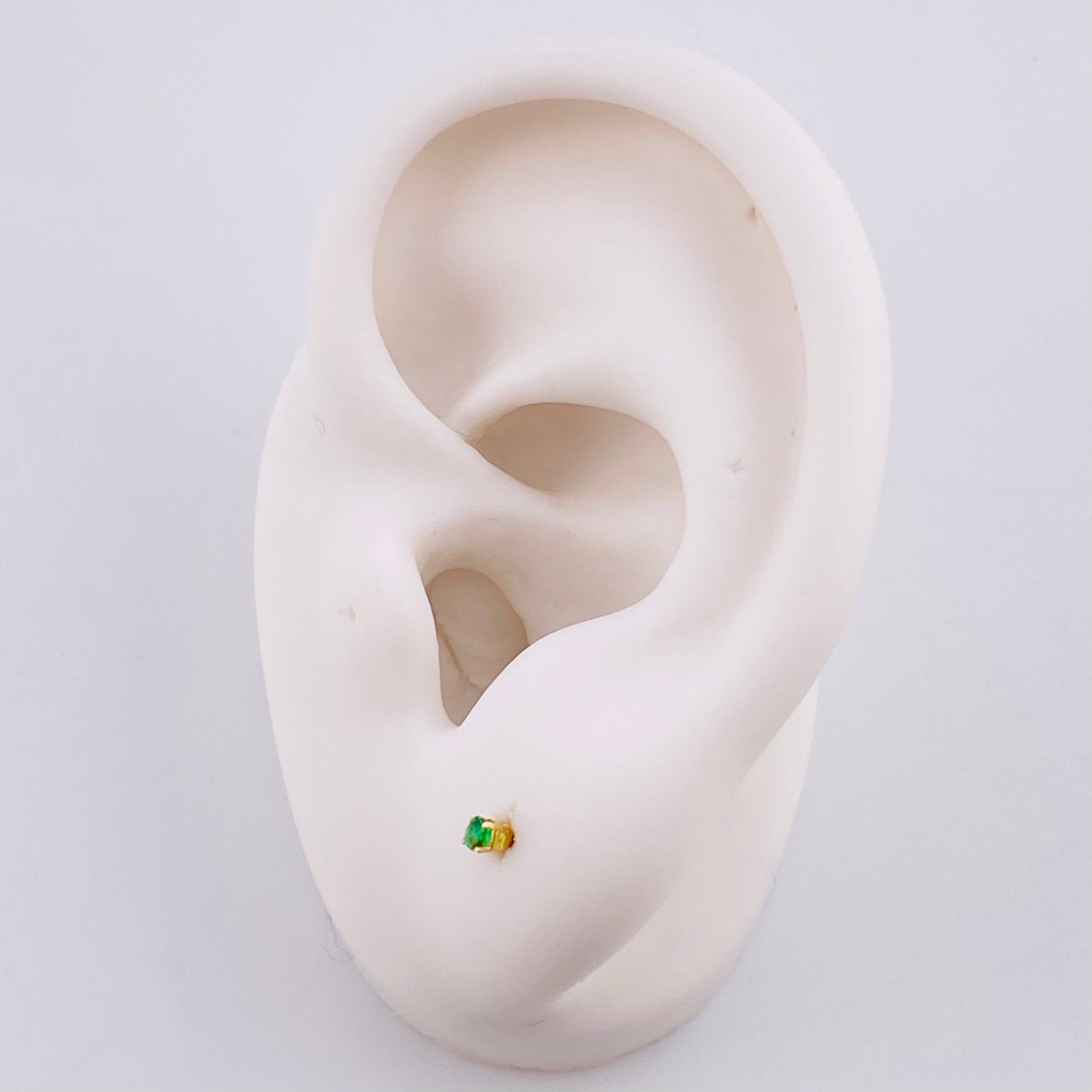 Topos Cuatro Garras Esmeralda 60pts 0.45g / 1.8mm Oro Amarillo 18K