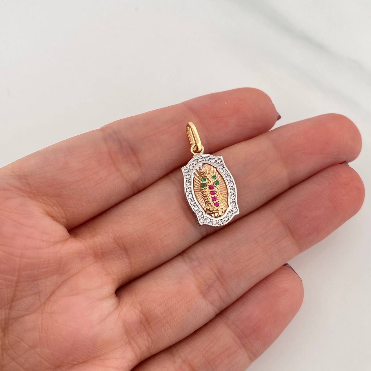 Dije Virgen Guadalupe 2.15 g / 2.3 cm Tres Oros 18K