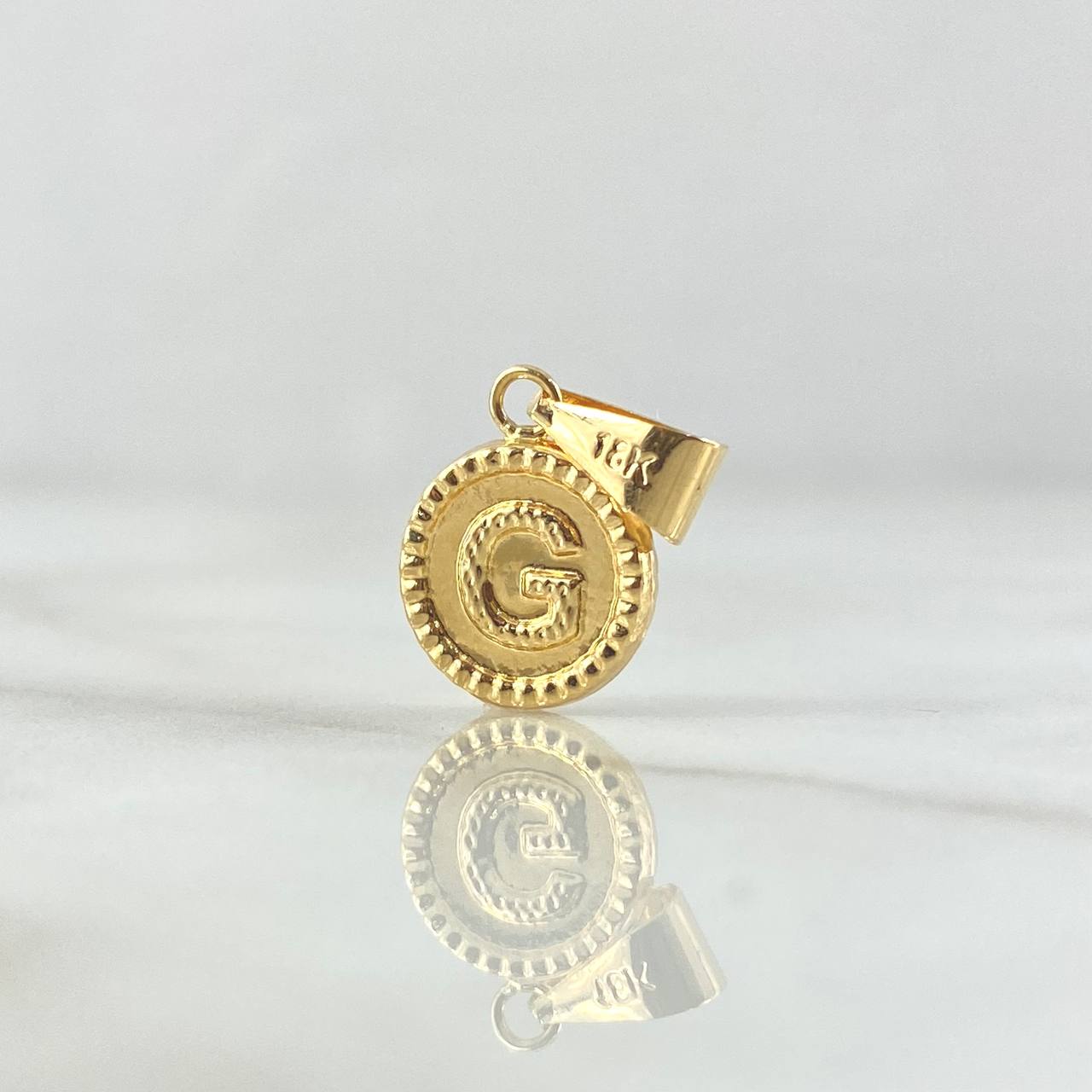 Dije Letra G 0.6gr / 1.7cm / Circulo Boreado Oro Amarillo 18K