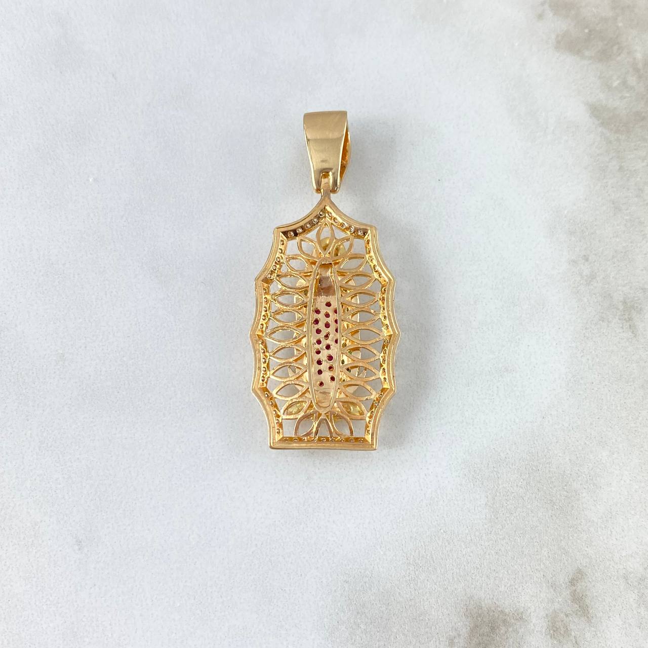 Dije Virgen de Guadalupe 9.15gr / 4.8cm / Silueta Circones Blancos Fucsias Verdes Oro Amarillo ©