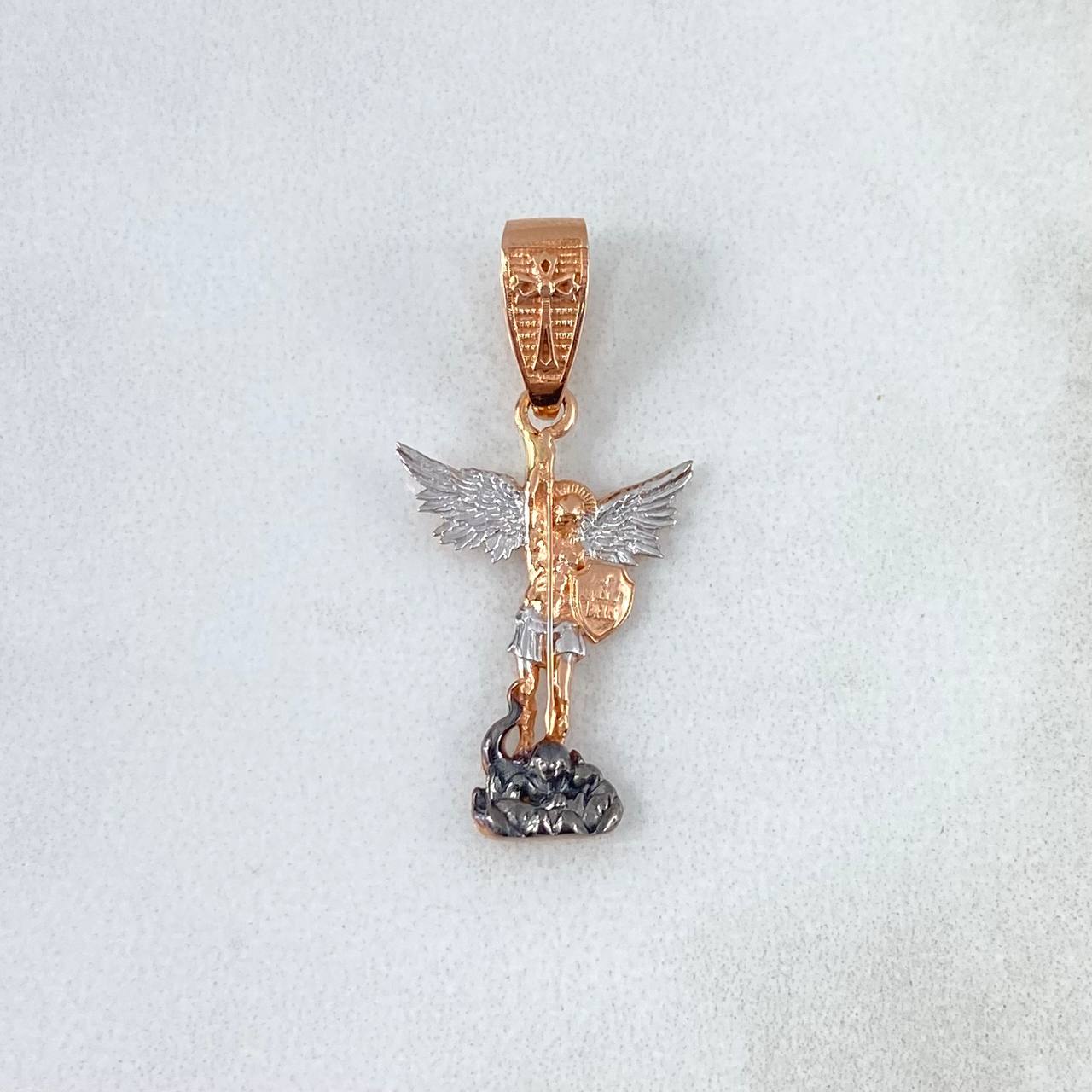 Dije San Miguel Arcángel 2gr / 3cm / Dos Oros Blanco Rosa