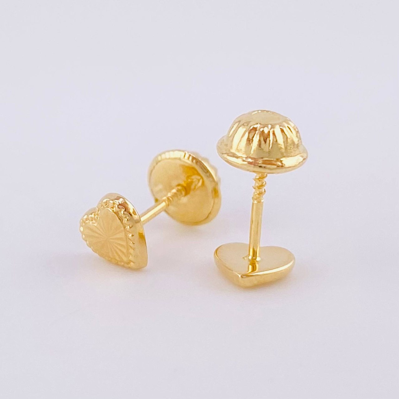 Topos Corazón Diamantado 0.5g / 5mm Oro Amarillo 18K