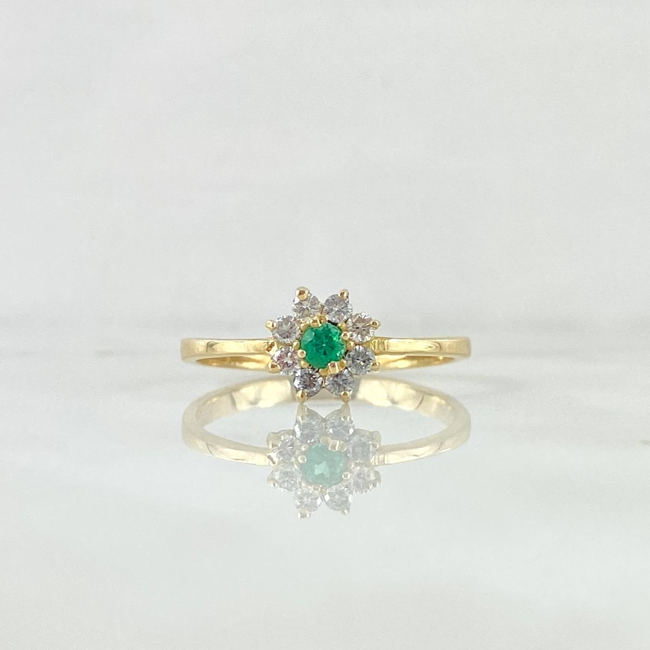 Anillo Flor Driada 1.95gr / T6 3/4 / Esmeralda 9pts Diamantes 16pts Oro Amarillo 18K (Joya) ©