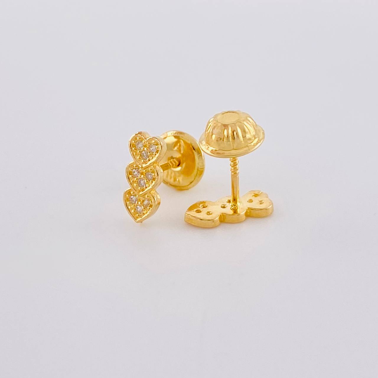 Topos Trio Corazones 0.85g / in / 6.5mm Oro Amarillo 18K