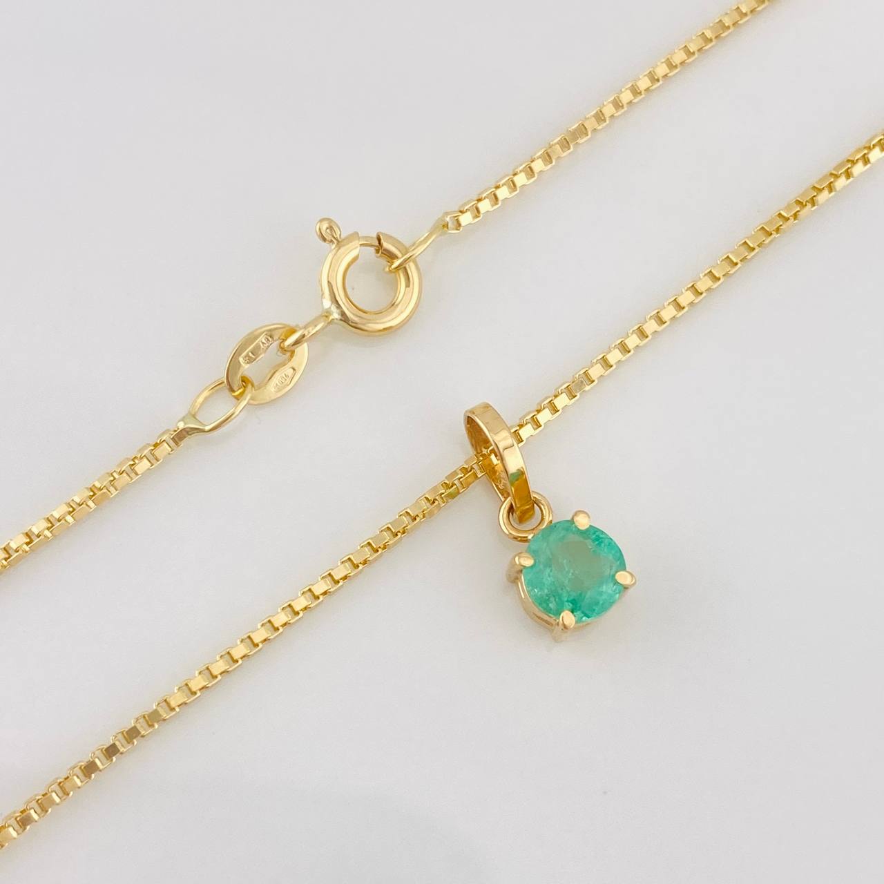 Set Cadena Franco + Dije Tambor Esmeralda 0.39 pts / 3.95g / 45cm Oro Amarillo 18K