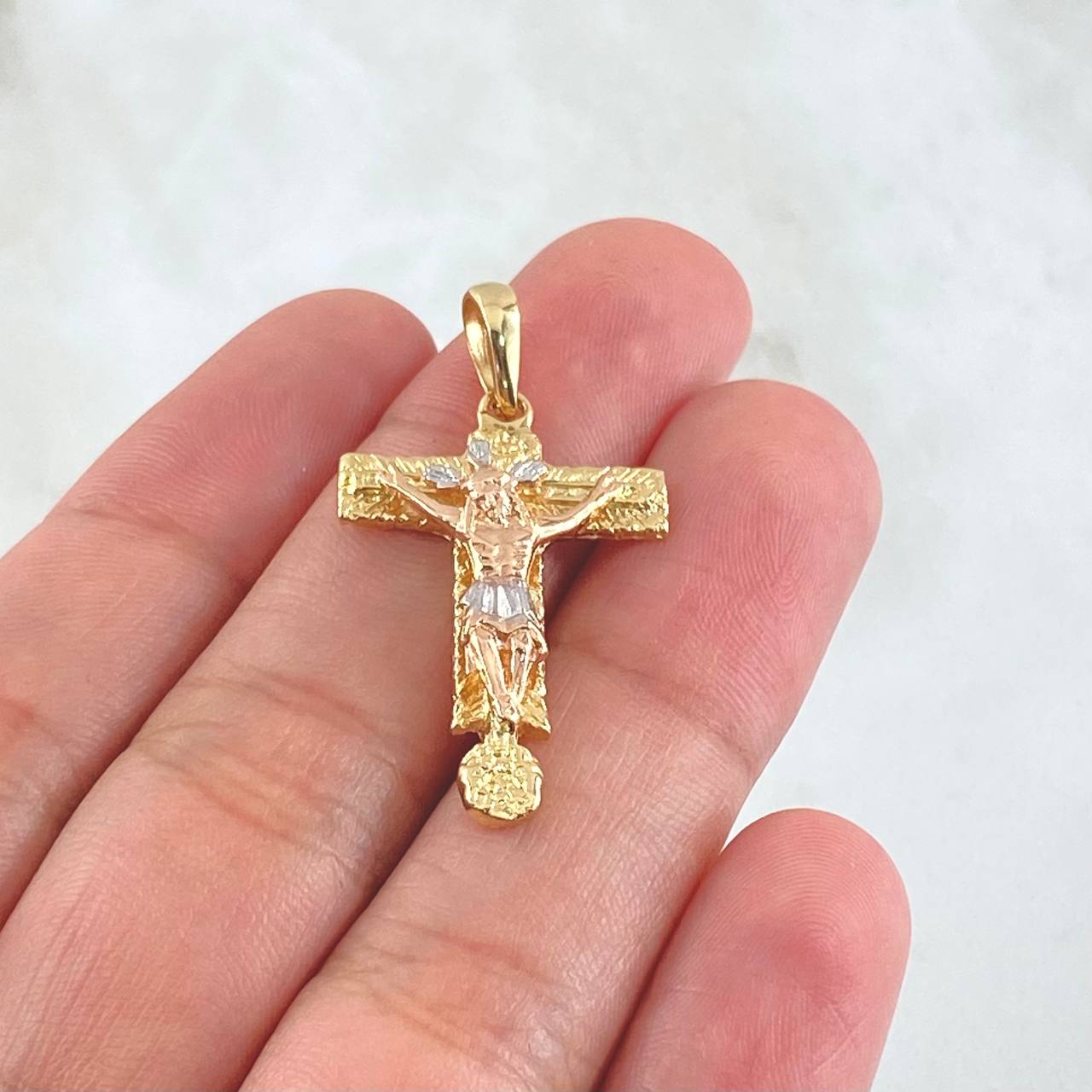 Dije Cruz Señor de los Milgaros 3.25gr / 3.5cm / Oro 18K ©
