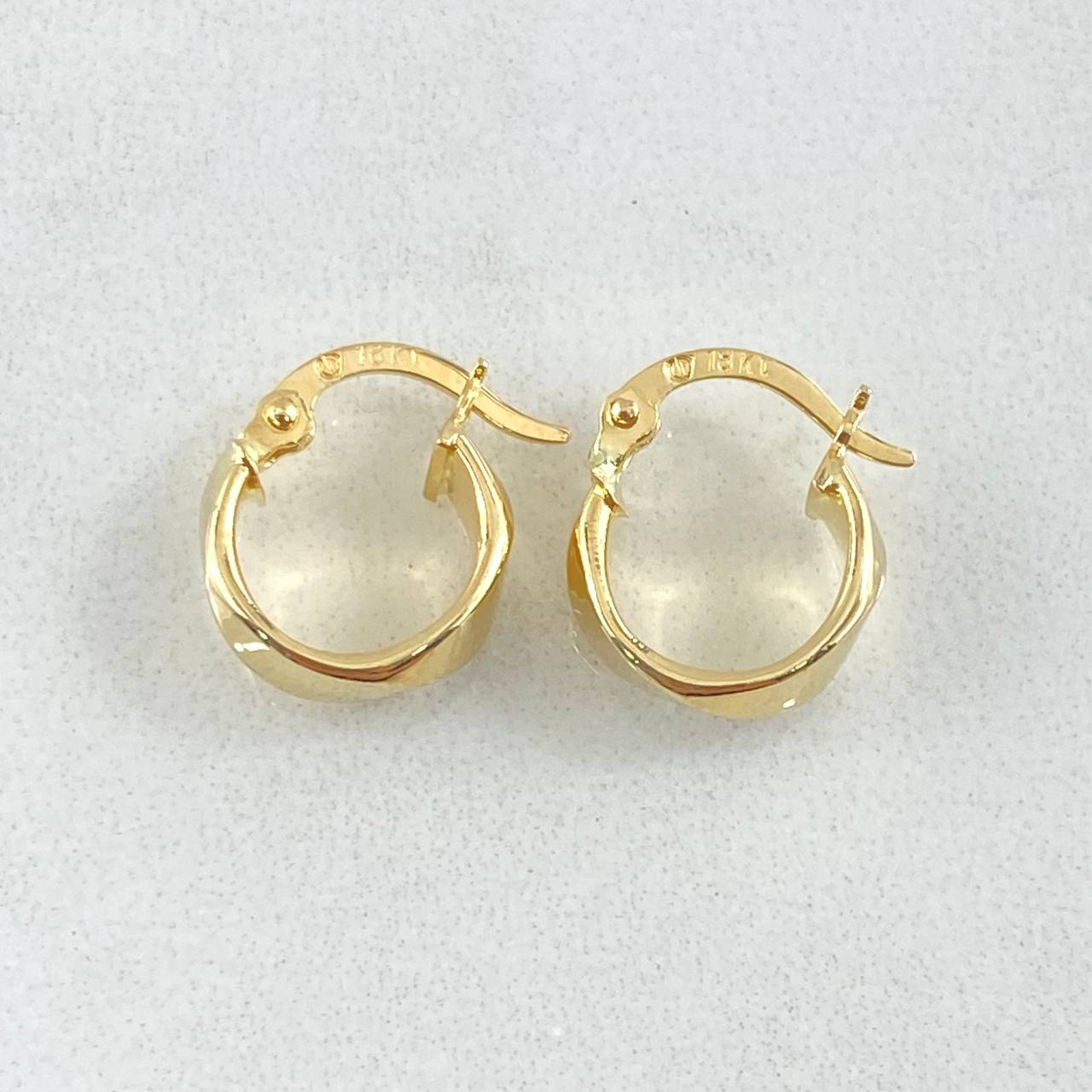 Candongas Susi Diagonal 1.1gr / 1.2cm / Oro 18K *