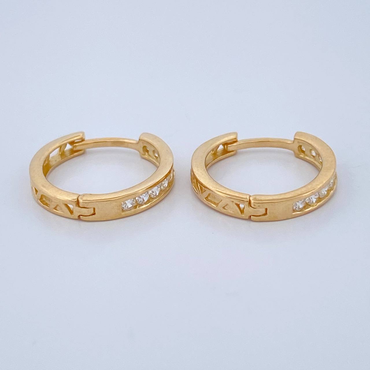 Candongas Carril 2.25gr / 1.5cm / Oro Amarillo 18K $