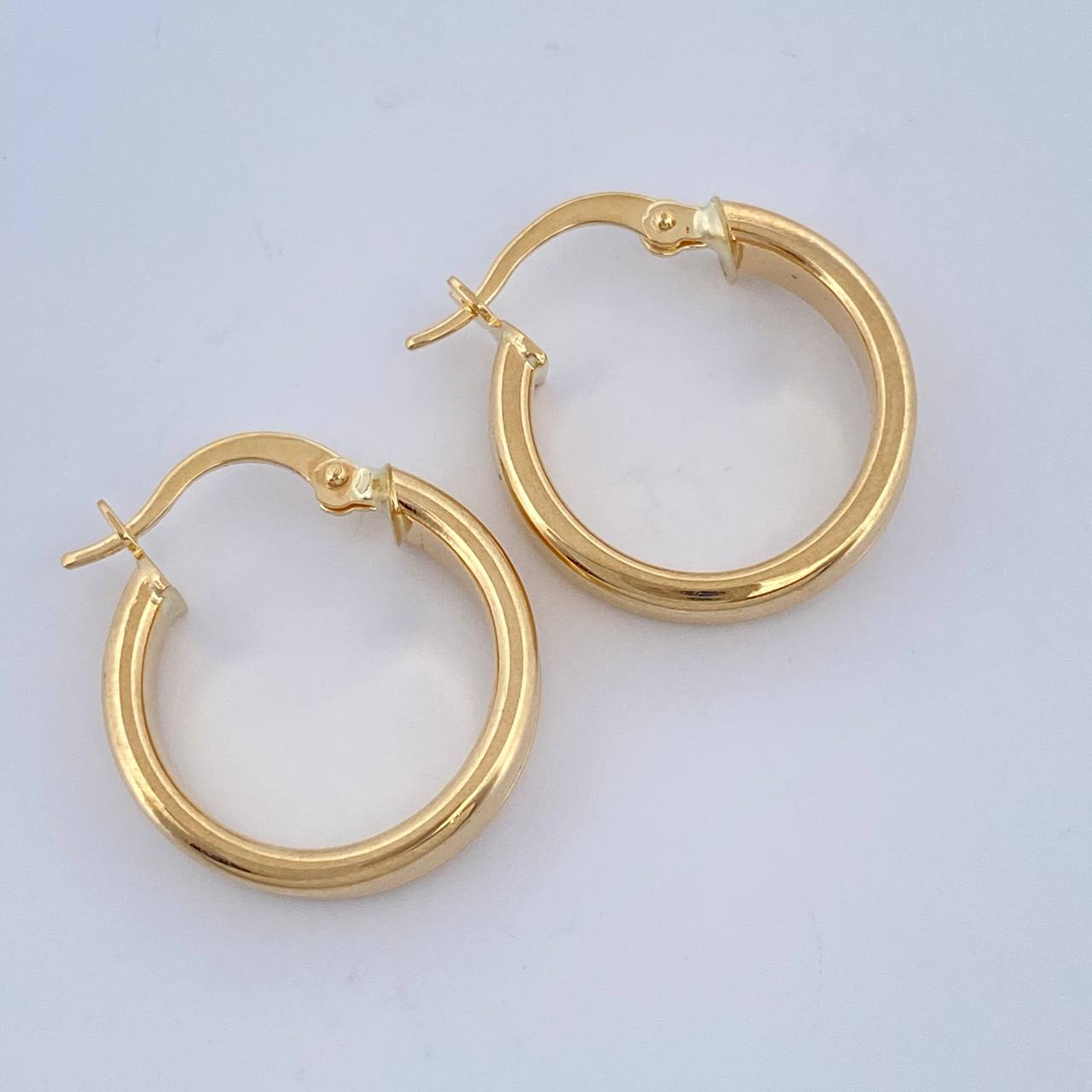 Candongas Andy 2.2gr / 2cm / Oro Amarillo 18K $