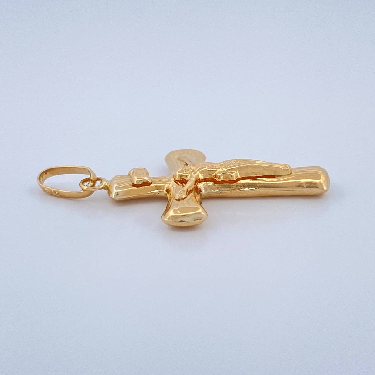Dije Cruz Cristo Palo 1.3gr / 3.5cm / Oro Amarillo 18K $
