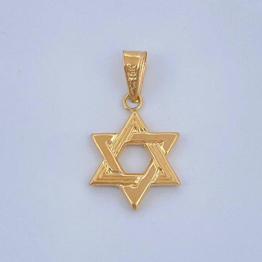 Dije Estrella De David 1.05gr / 2.8cm / Oro Amarillo 18K $