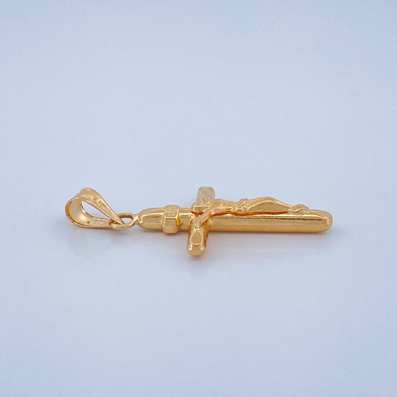 Dije Cruz Cristo 0.7gr / 2.8cm / Oro Amarillo 18K $